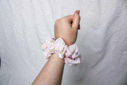 Pink Floral Scrunchie Bow