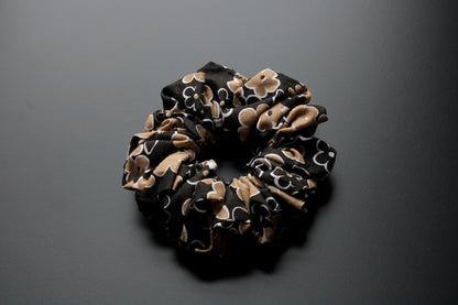 Neutral Floral Scrunchie